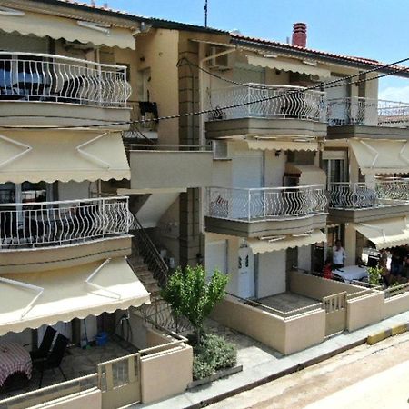 Ofrinio Central Apartments Екстериор снимка