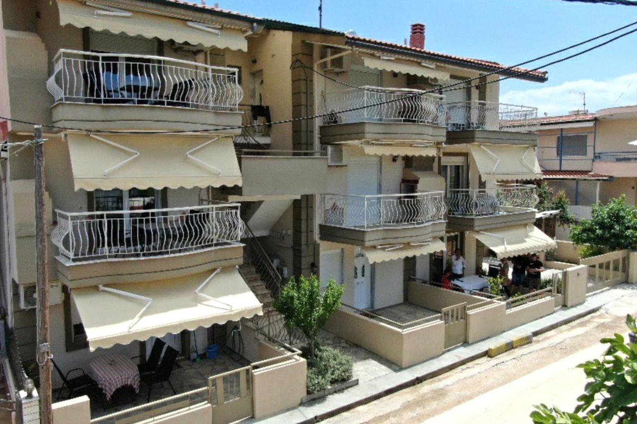 Ofrinio Central Apartments Екстериор снимка