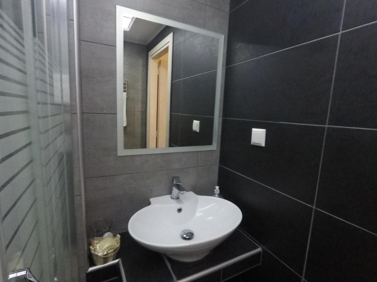 Ofrinio Central Apartments Екстериор снимка