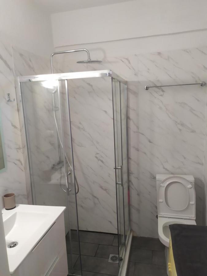 Ofrinio Central Apartments Екстериор снимка